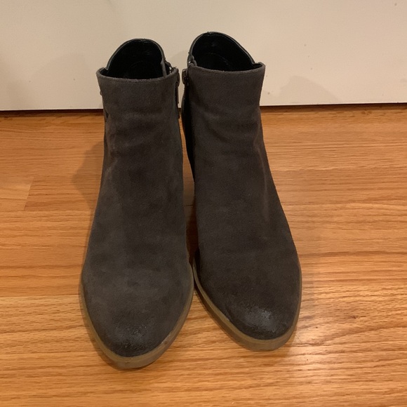 Dolce vita grey suede block heel booties - Picture 2 of 2